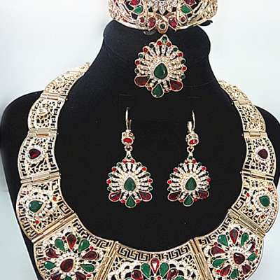 Retro fashion jewelry four-piece set arabic bridal jewelry sets, ,earrings,rings, bracelets, necklaces